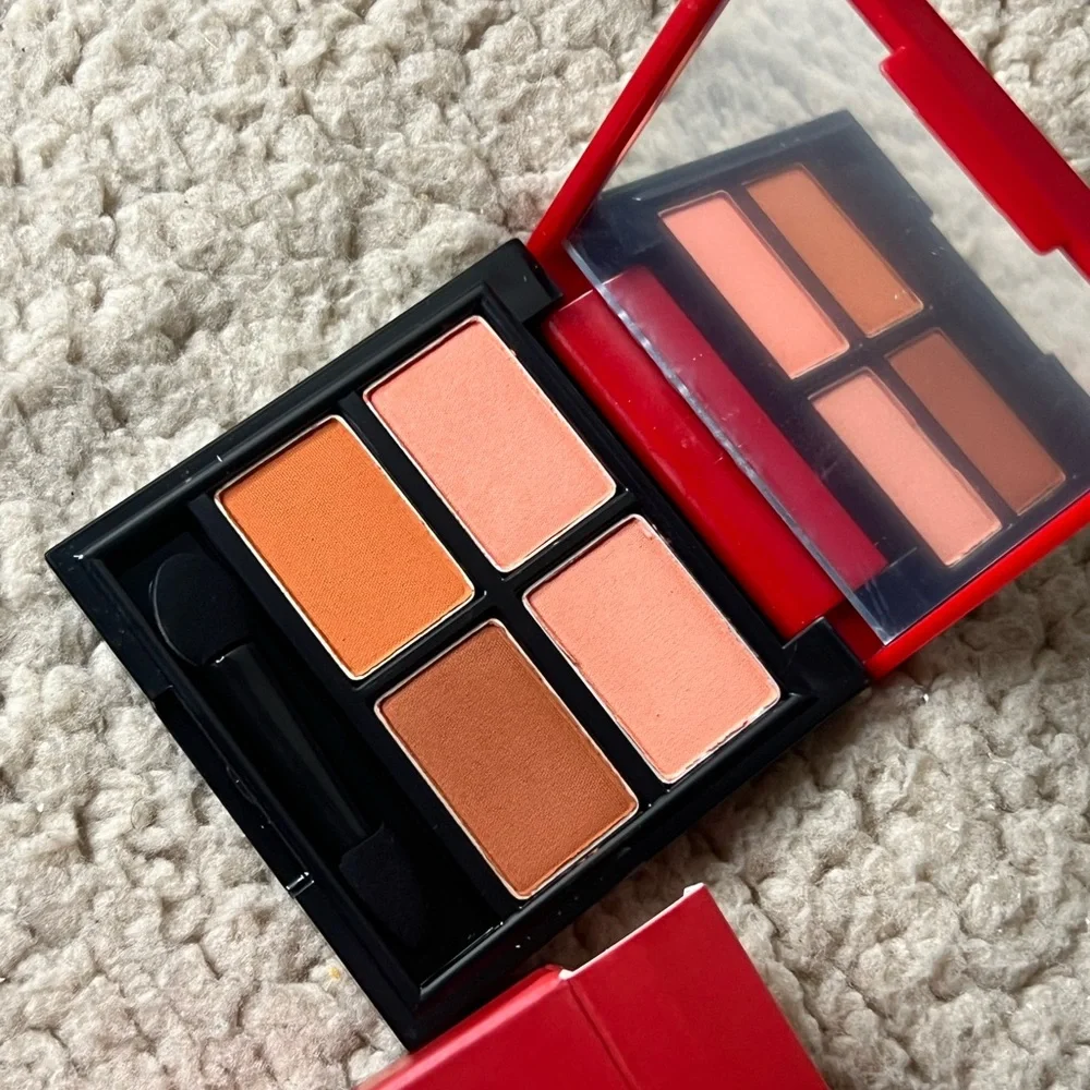 🤍New fmg Glimmer Matte Eyeshadow Quad 🤍